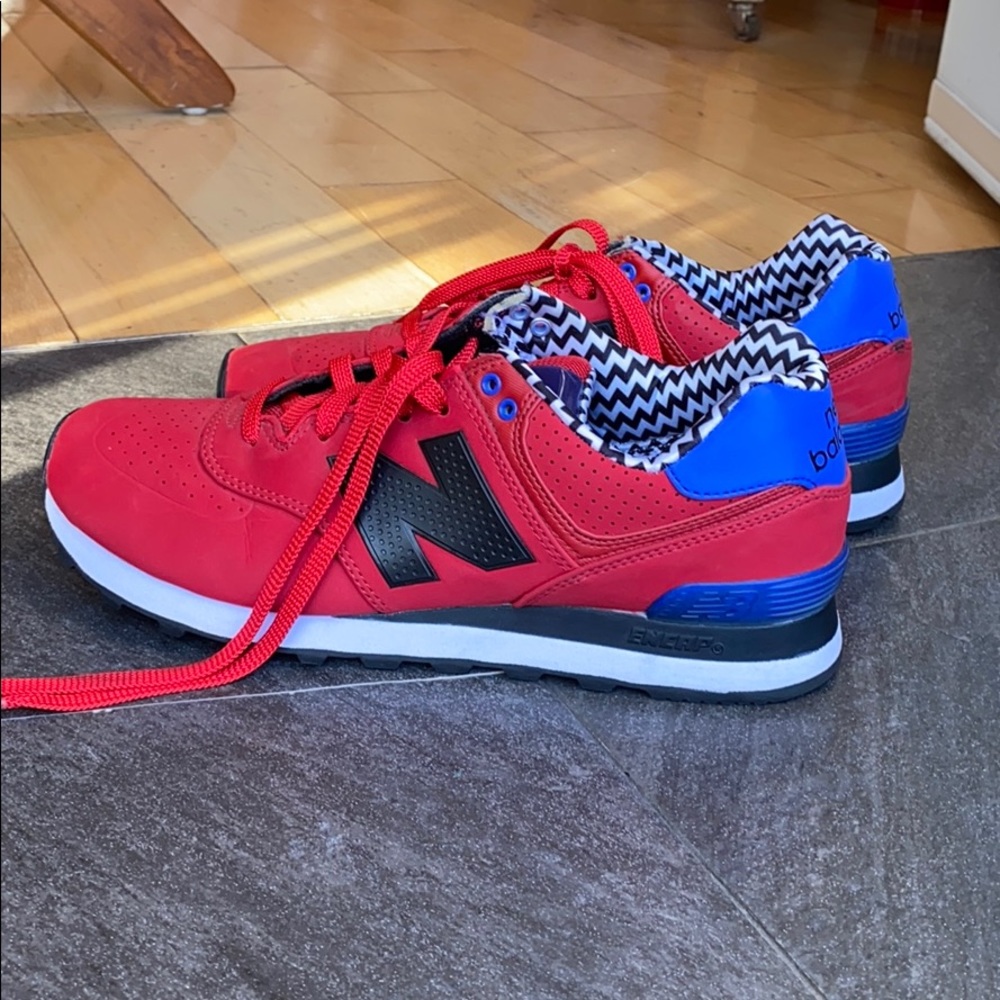 Red New Balance 574